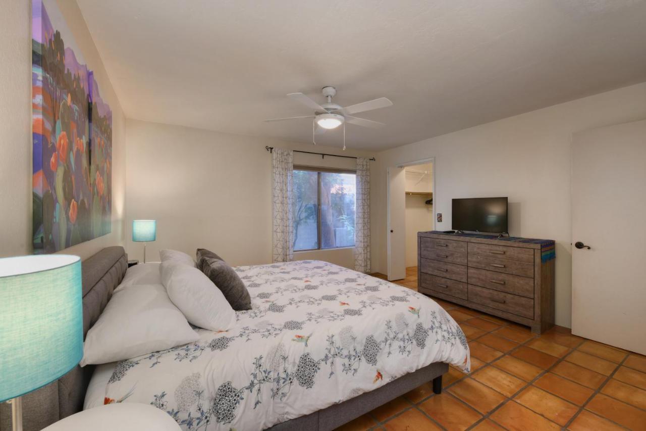Esplendora Apartment Тусон Екстериор снимка